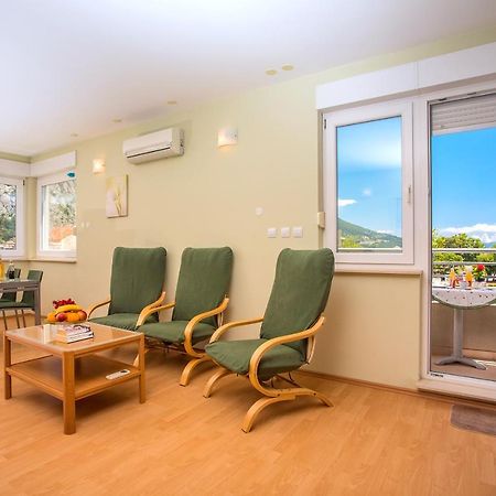 Apartmani Ribnjak Seka Omiš Exteriér fotografie